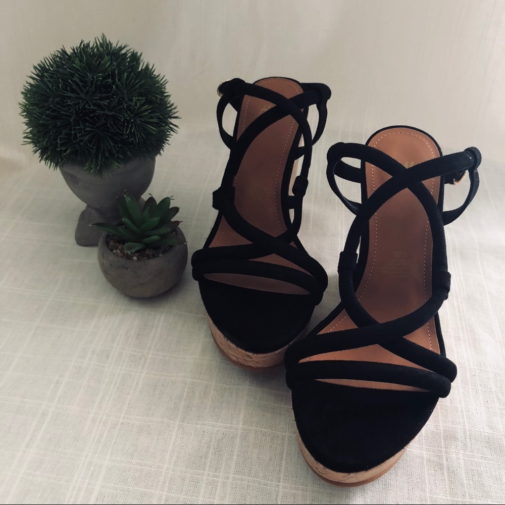 New H&M Black Faux suede Wedges